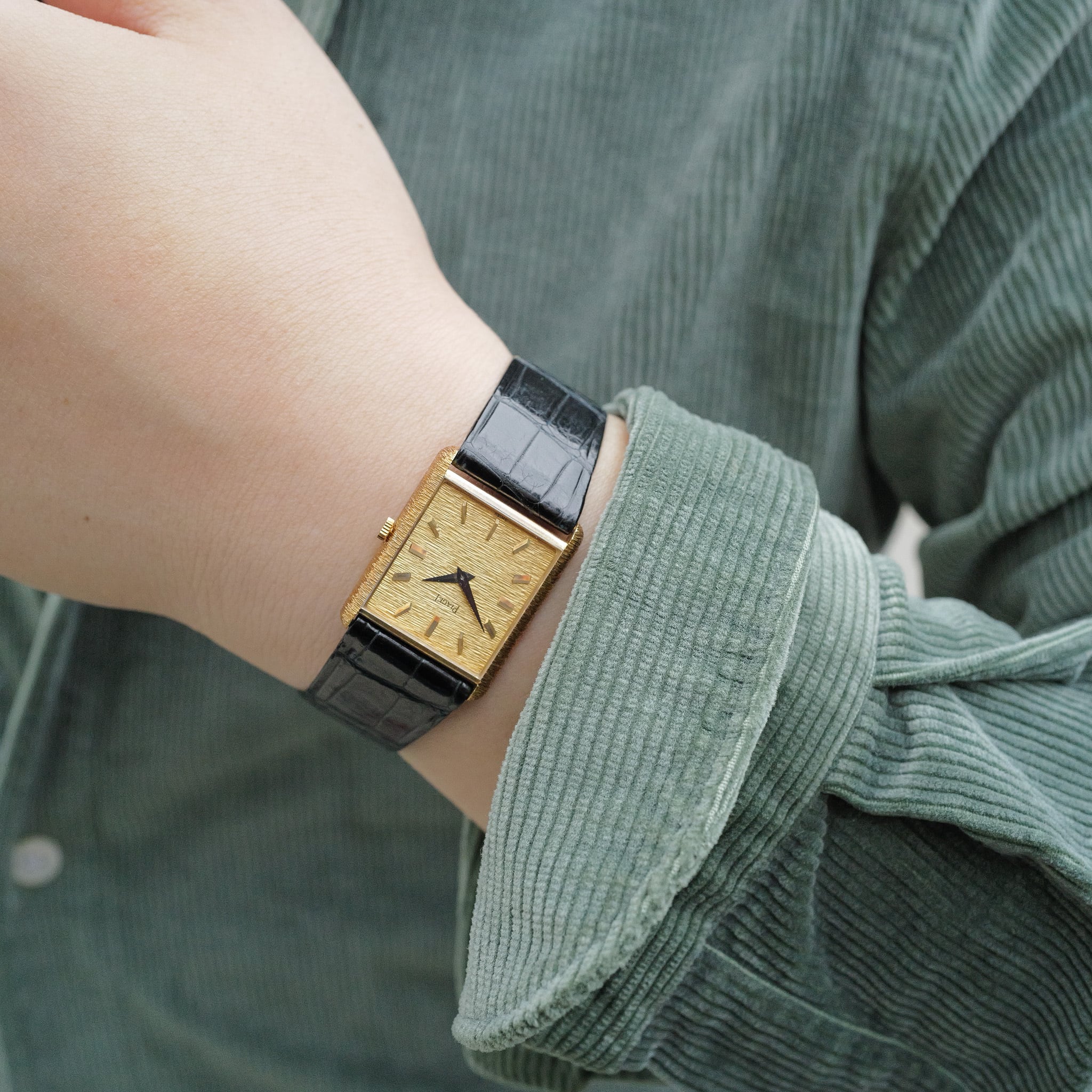 ピアジェ タンク バークダイアル 手巻き 18kYGゴールド piaget