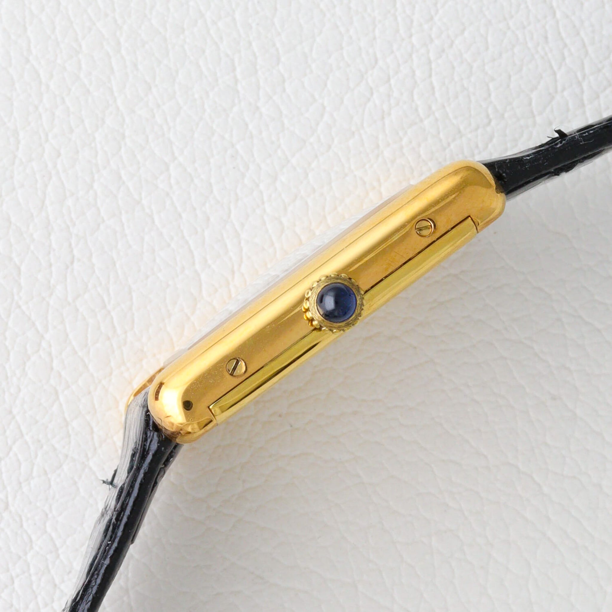 カルティエ マストタンク LM 黒文字盤 ローマンダイヤル