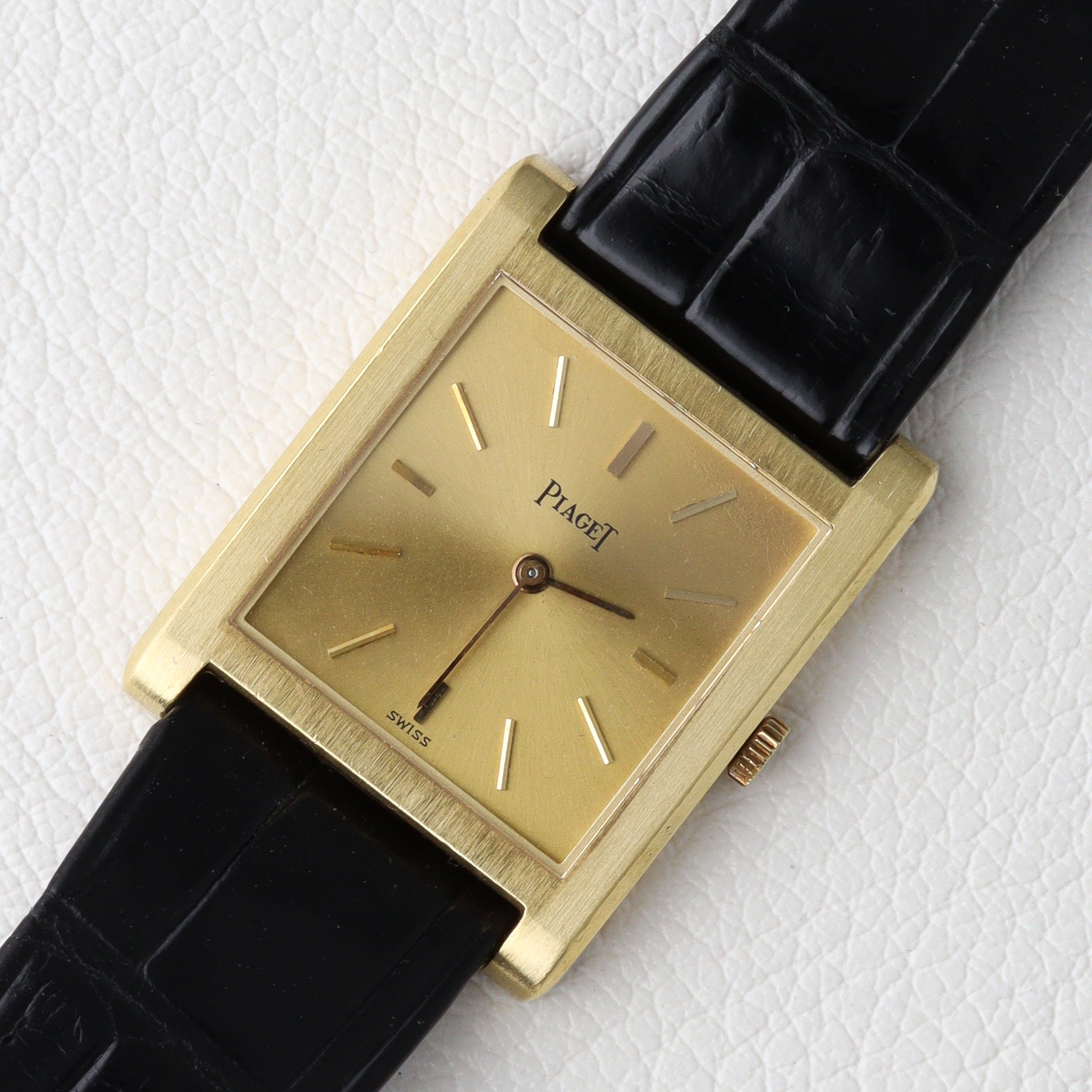 ピアジェ タンク 手巻き YGゴールド piaget cal.9P