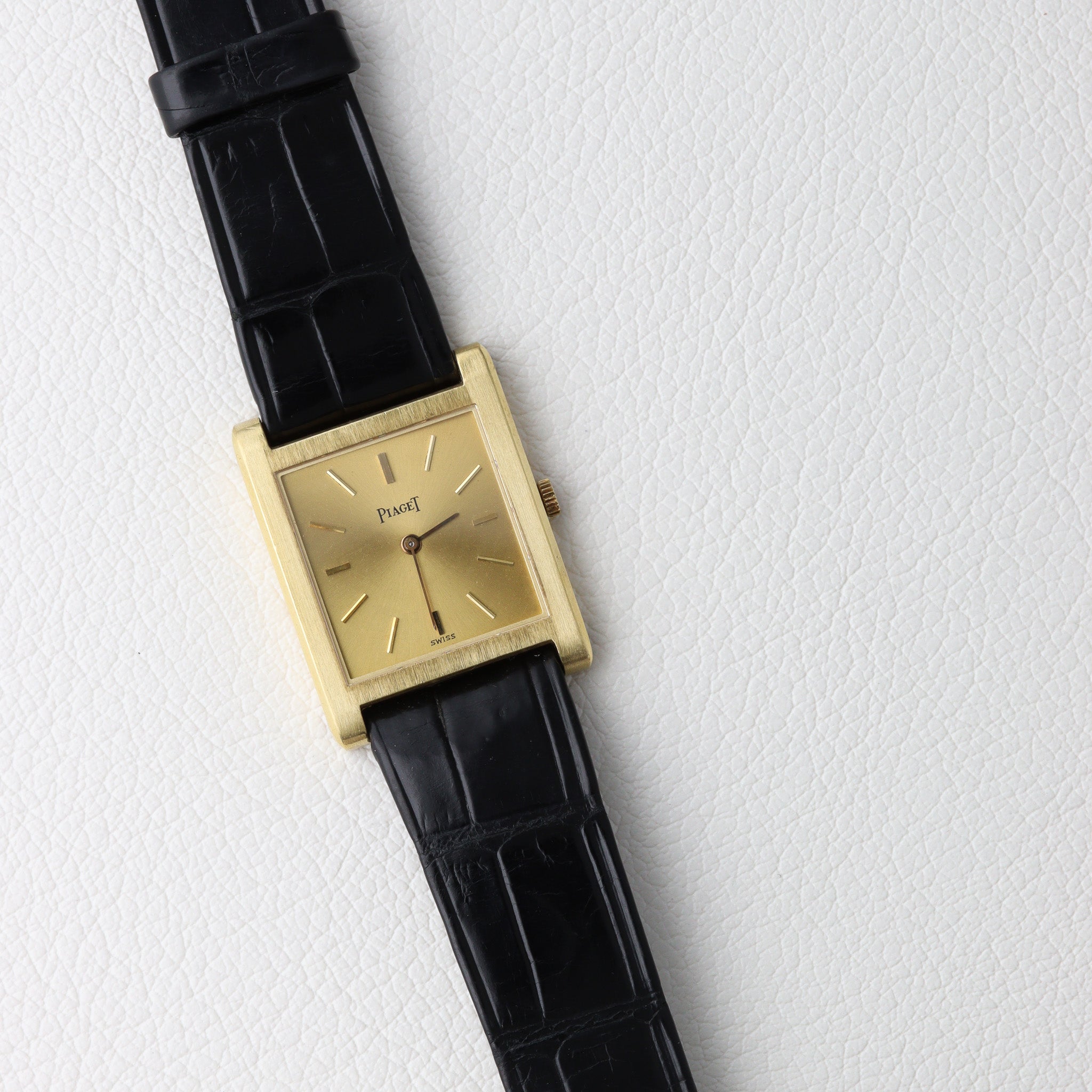 ピアジェ タンク 手巻き YGゴールド piaget cal.9P
