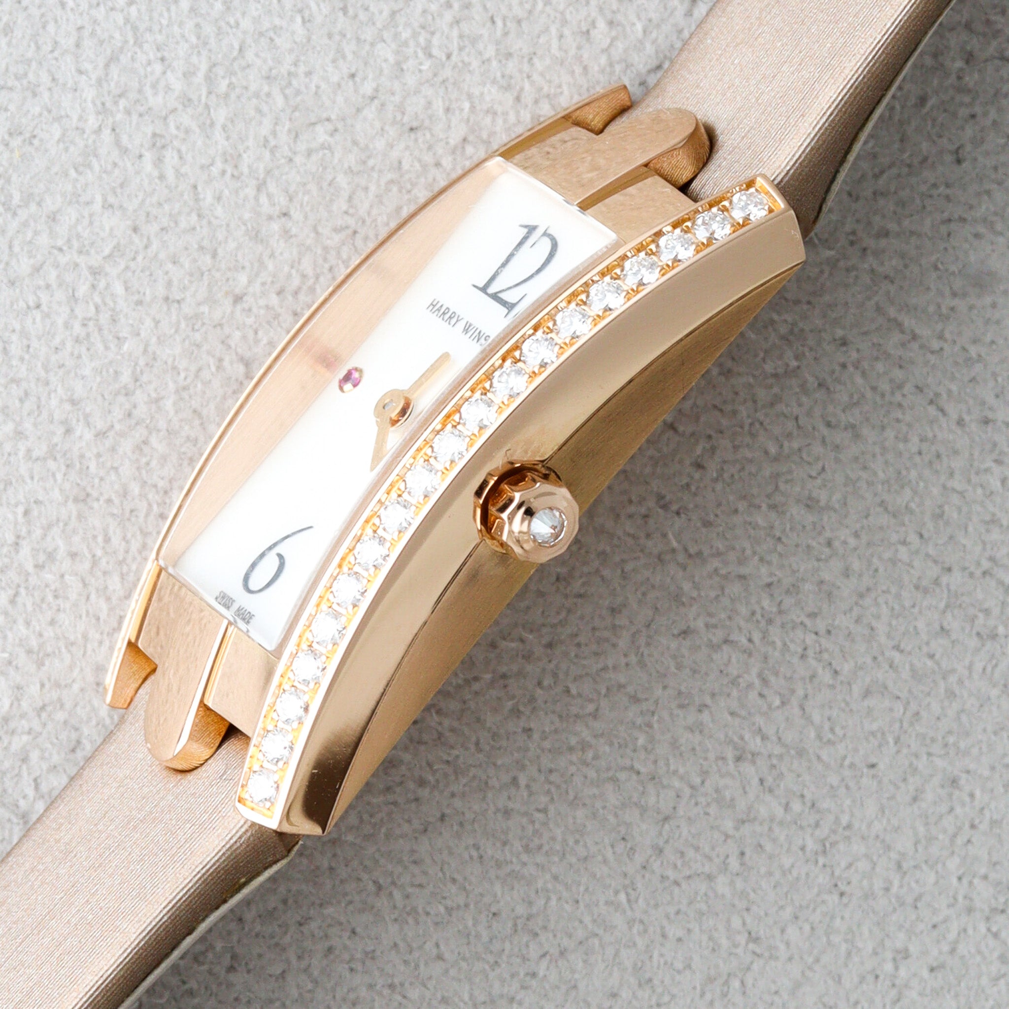 Harry Winston Avenue PG Mother-of-Pearl Dial Genuine Diamonds