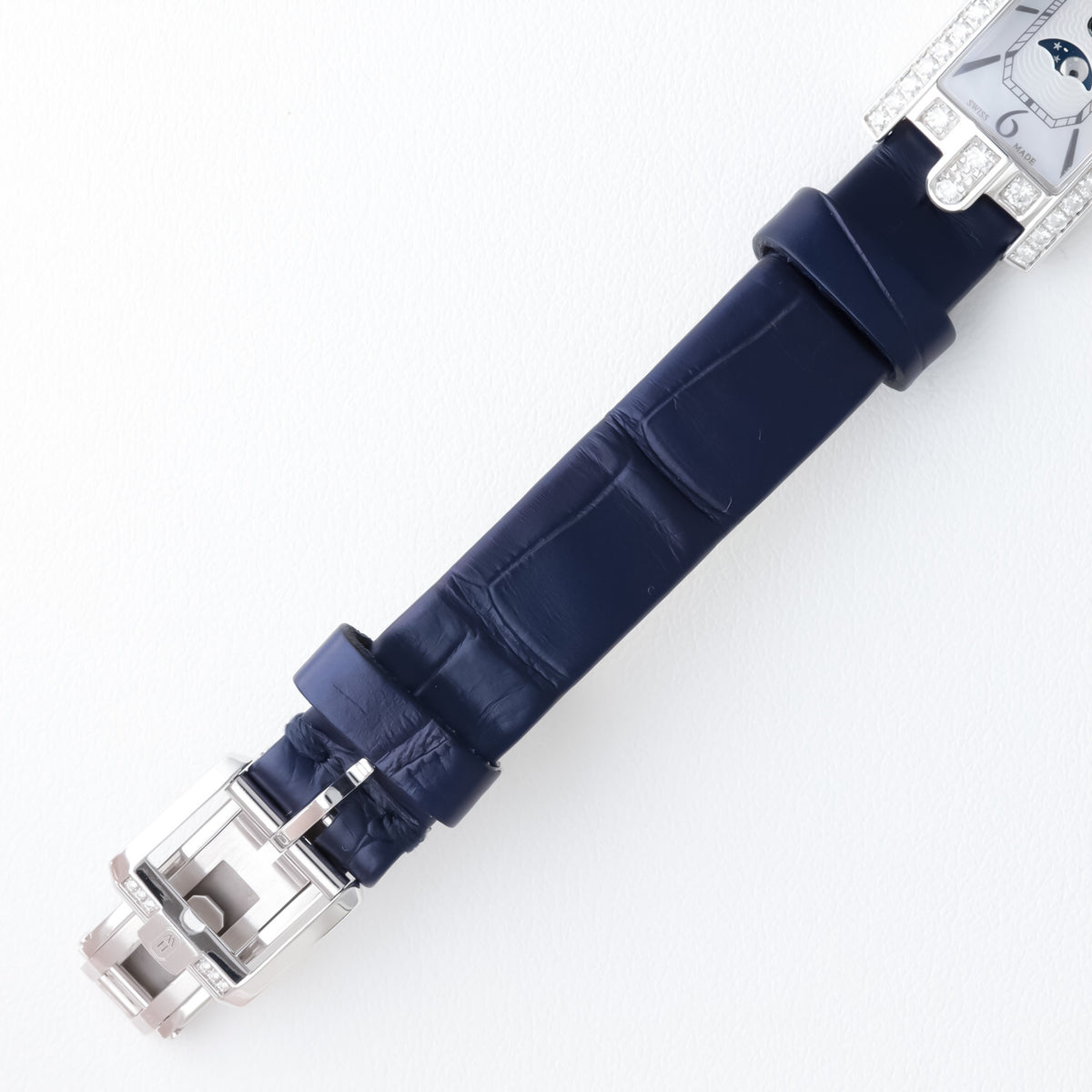 Harry Winston Avenue Moon Phase White Gold Mother-of-Pearl Dial Factory-Set Diamonds
