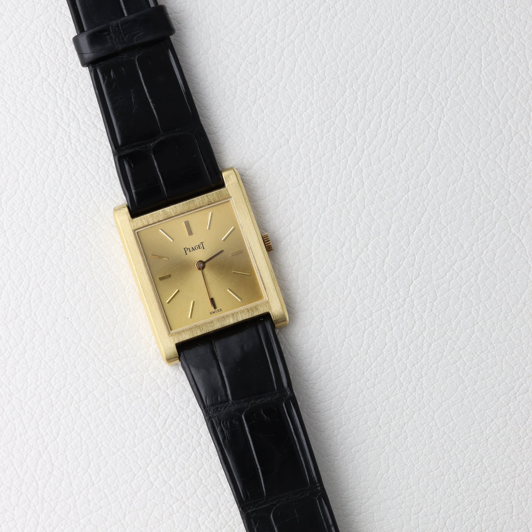 ピアジェ タンク 手巻き YGゴールド piaget cal.9P