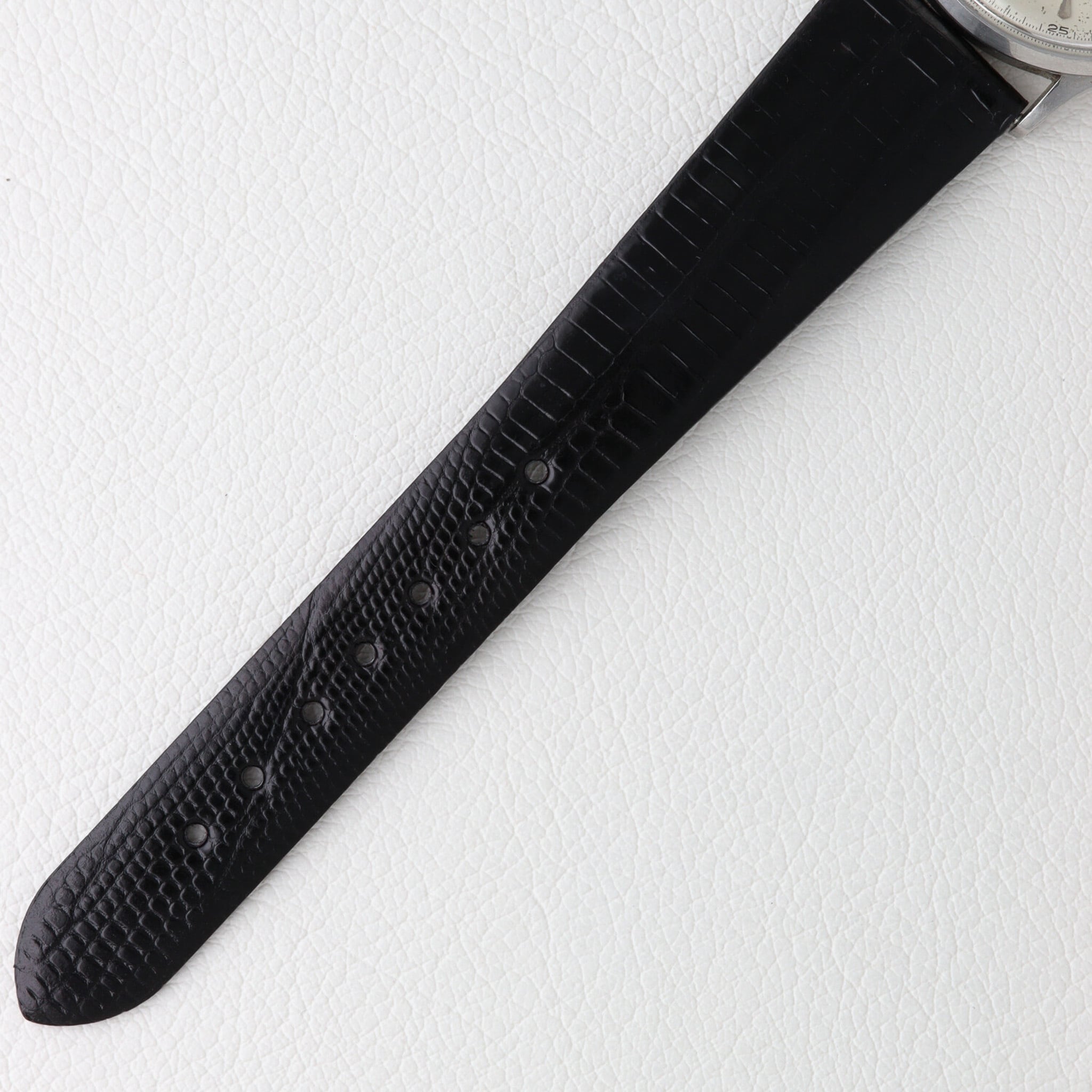 ユニバーサル トリコンパックス tri-compax クロノグラフ 手巻き ref.22279