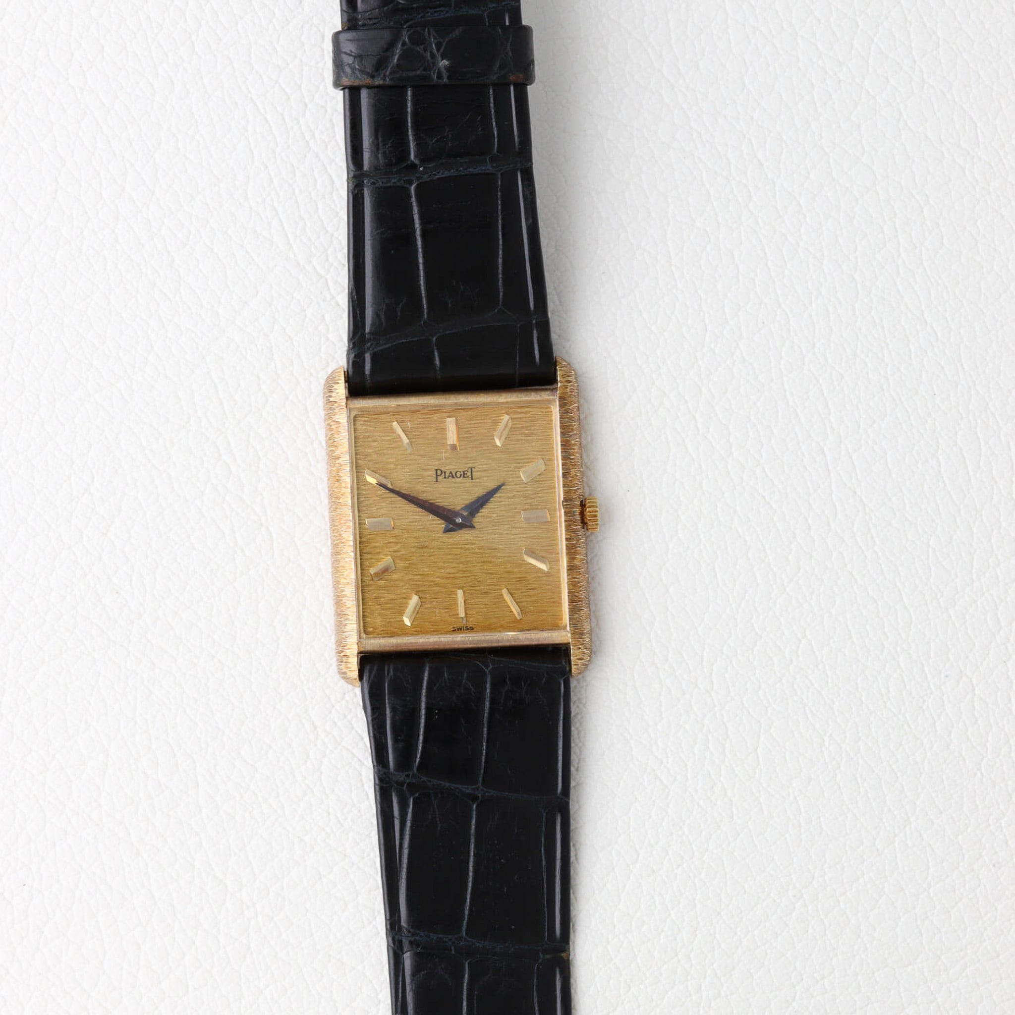ピアジェ タンク バークダイアル 手巻き 18kYGゴールド piaget