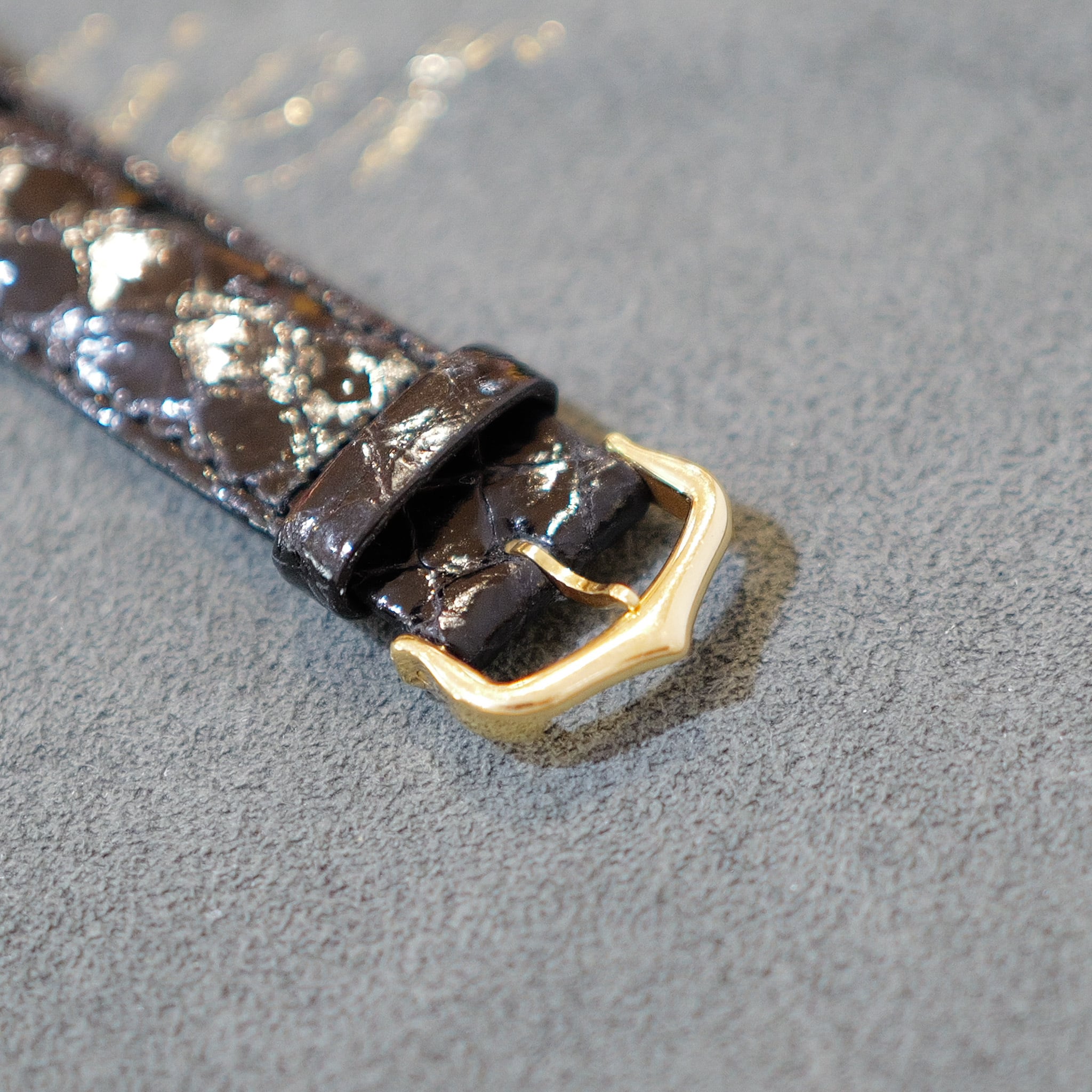 カルティエ タンクアメリカン 自動巻き YG Ref.8172984