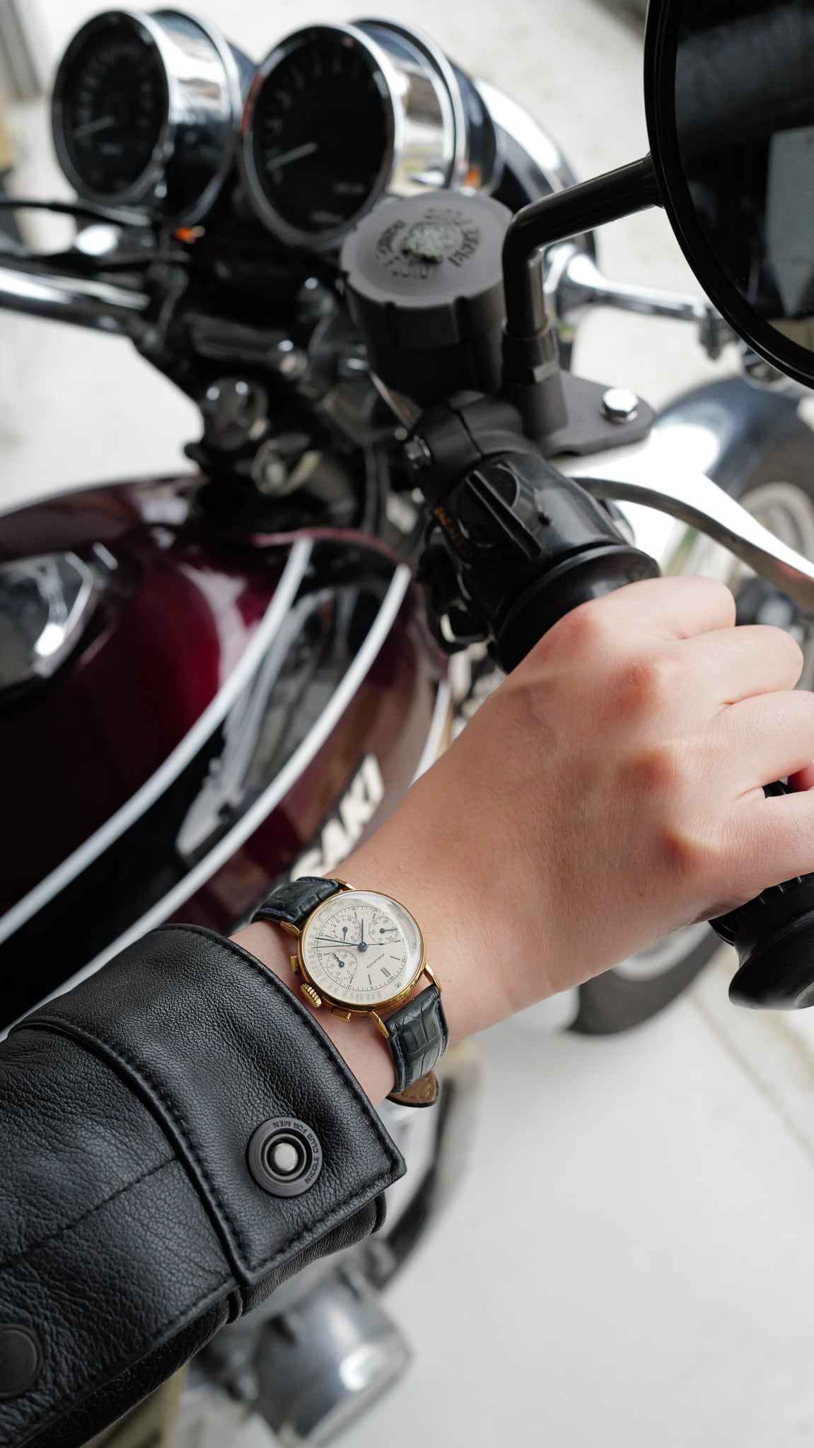 希少 ベビークロノ MOVADO 18kYG クロノグラフ 手巻き ref.9025