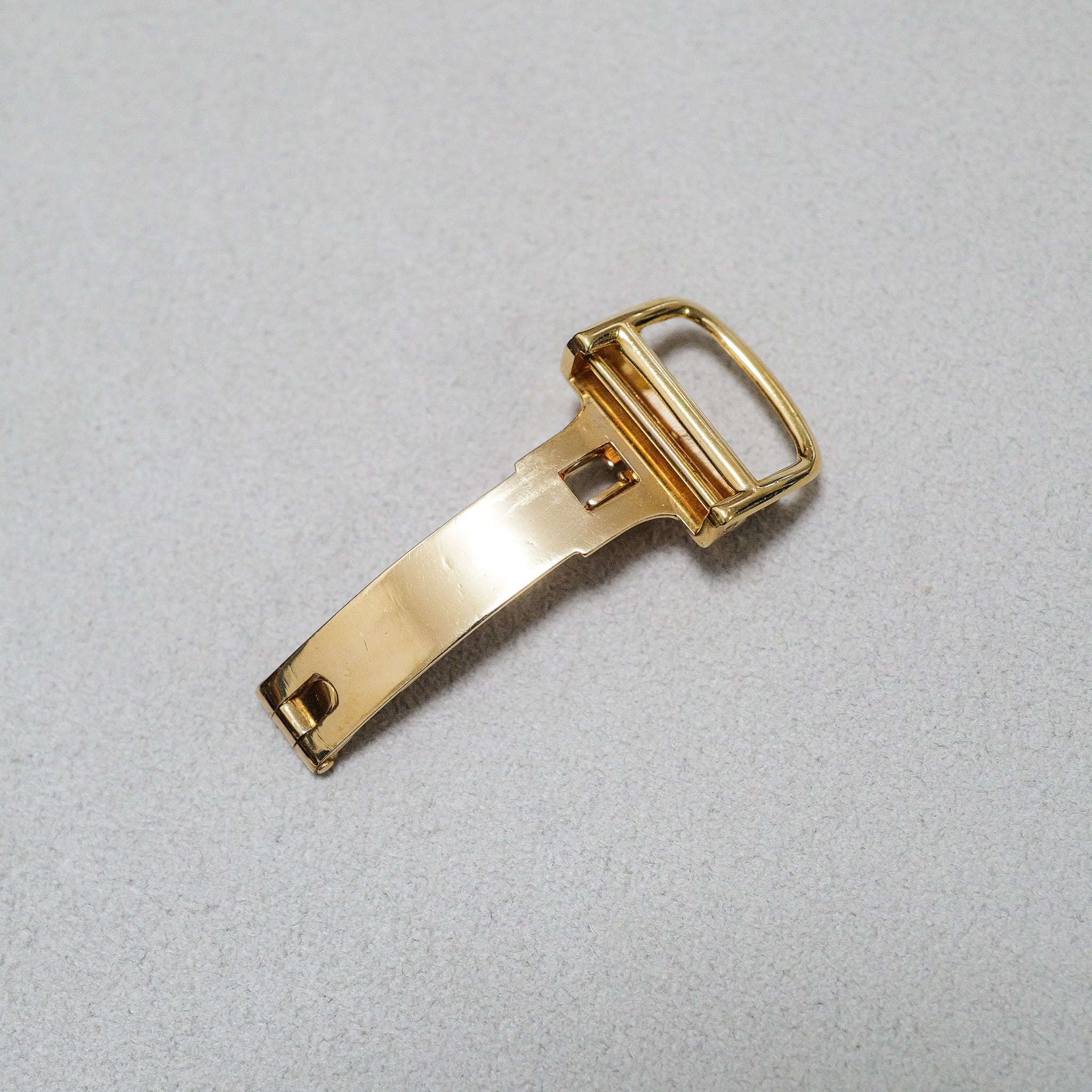 カルティエ 旧型 Dバックル 16mm YG