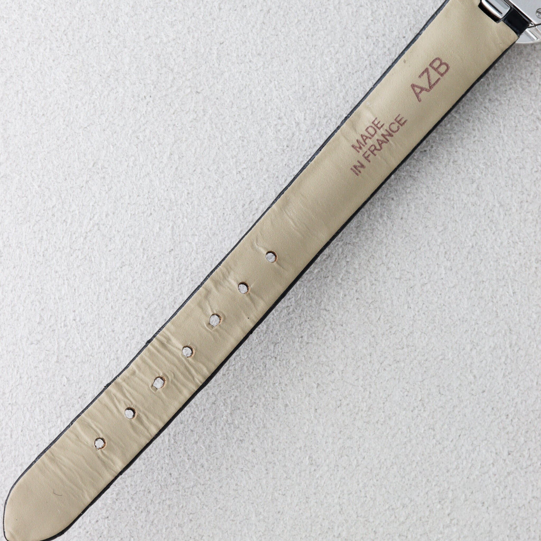 Cartier Baignoire SM White Gold Leather
