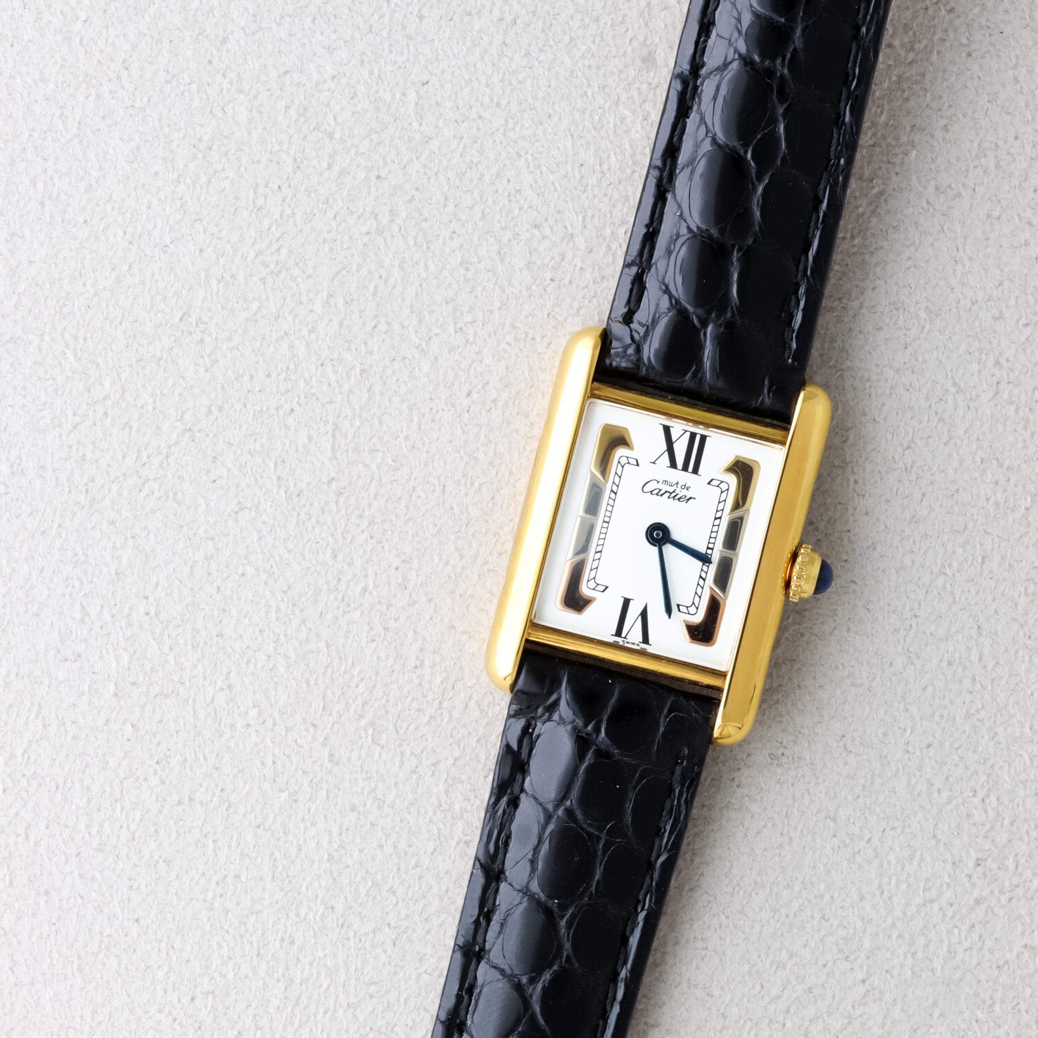 Cartier / Must de Cartier Tank / SM / Quartz / Must Tank SM Trinity Dial
