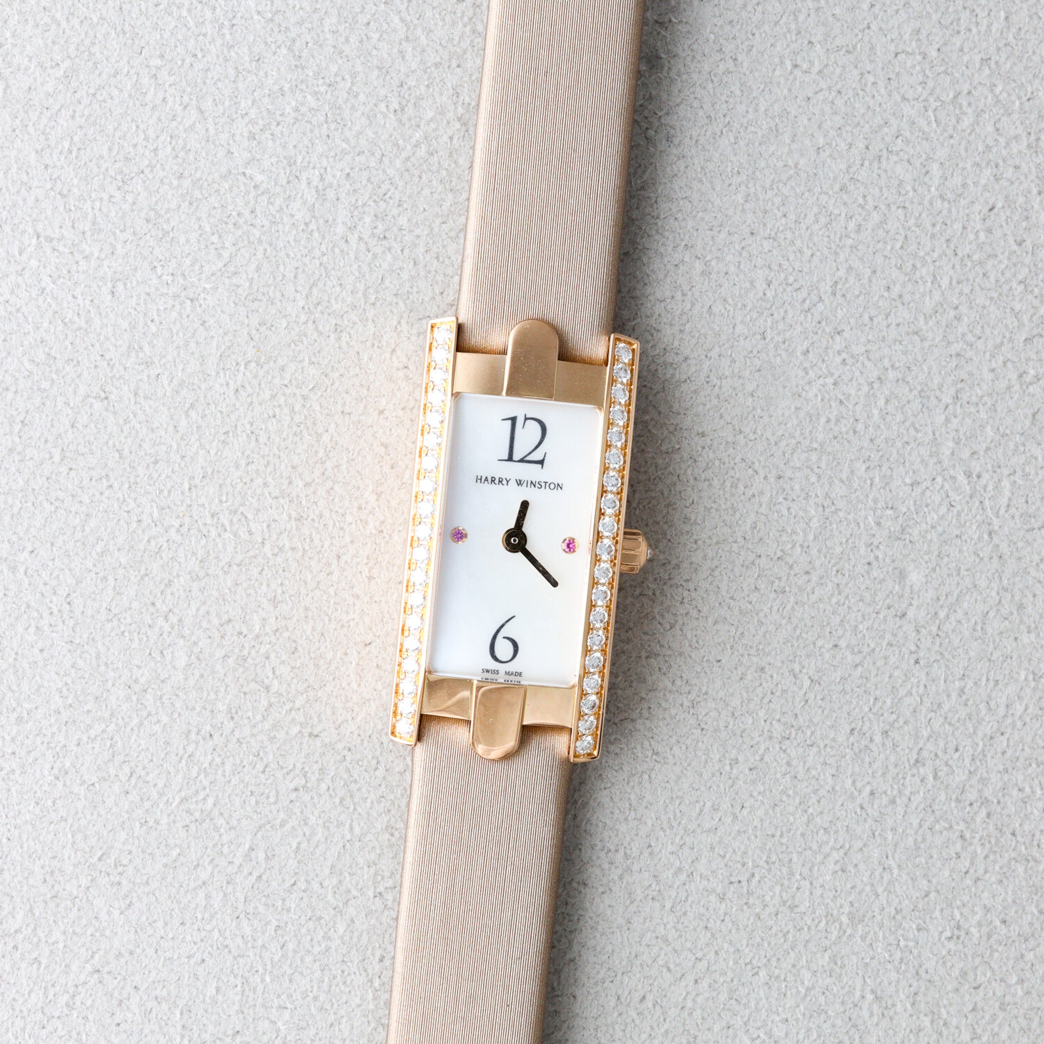 Harry Winston Avenue PG Mother-of-Pearl Dial Genuine Diamonds