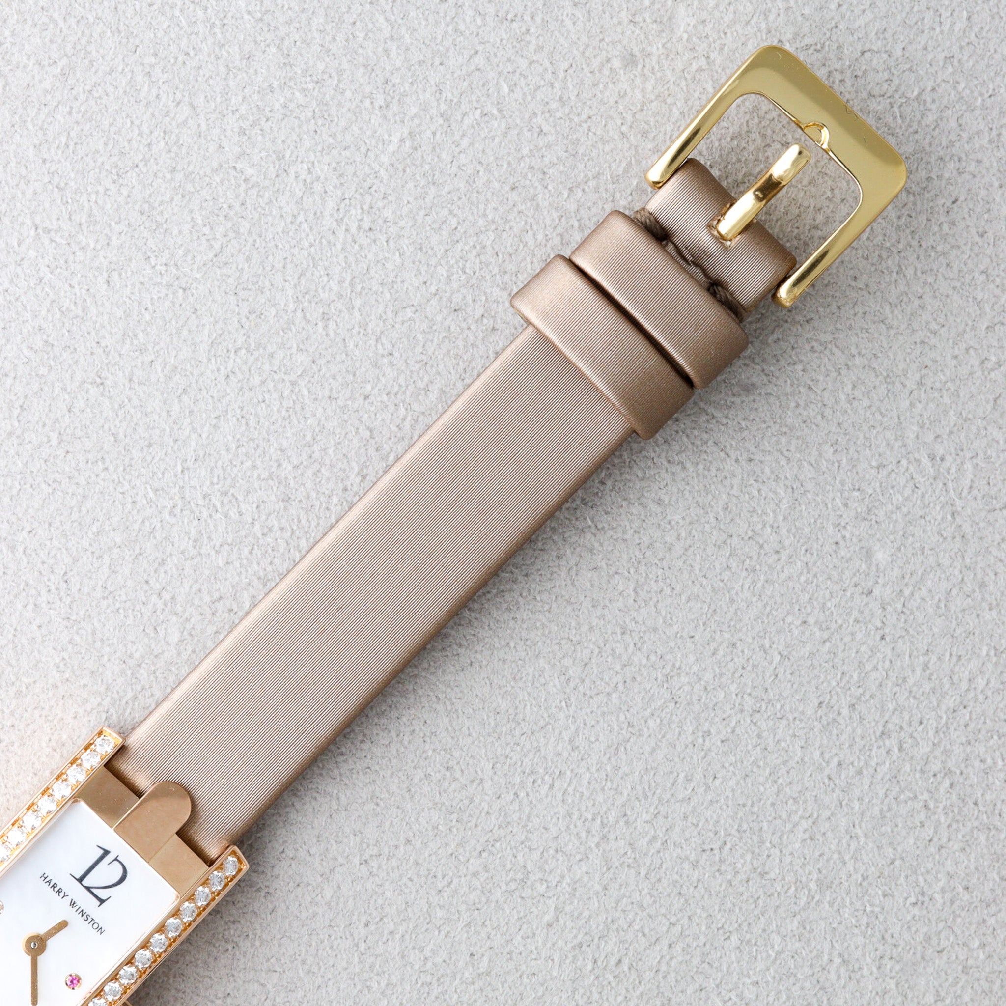 Harry Winston Avenue PG Mother-of-Pearl Dial Genuine Diamonds