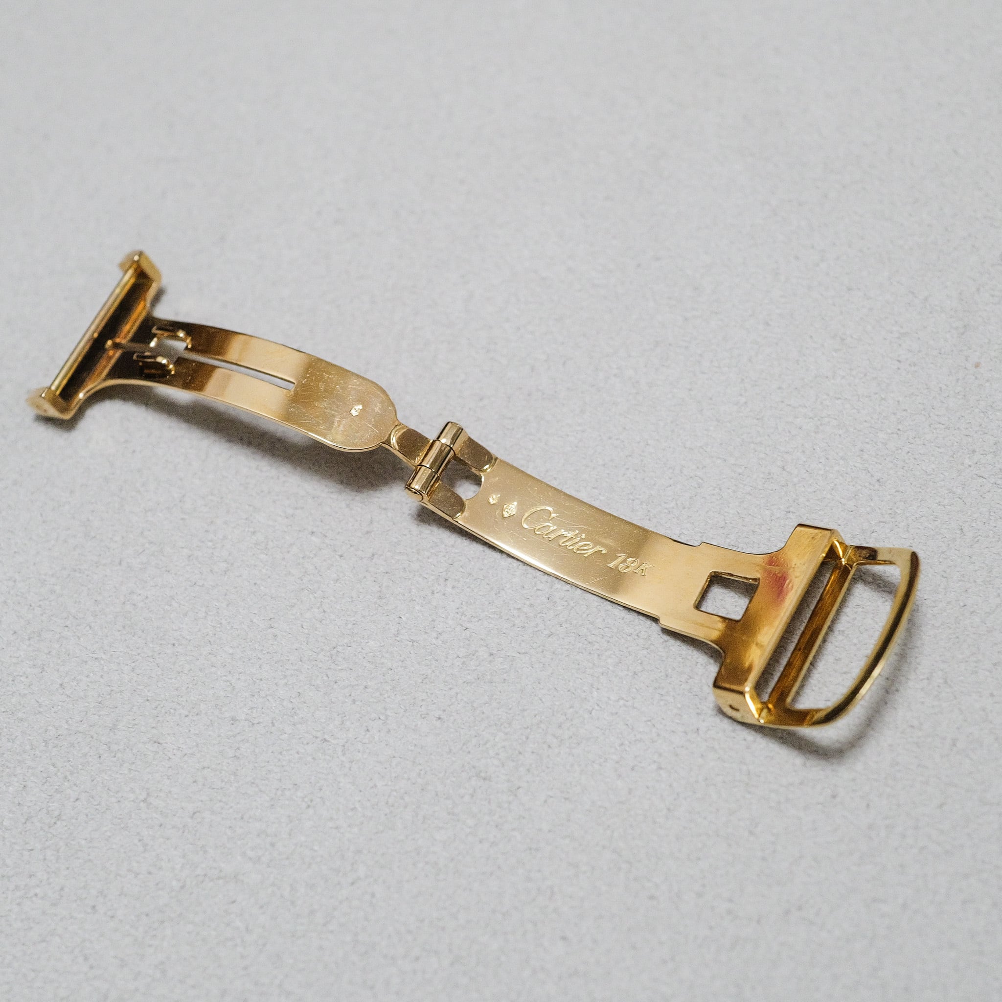 カルティエ 旧型 Dバックル 16mm YG