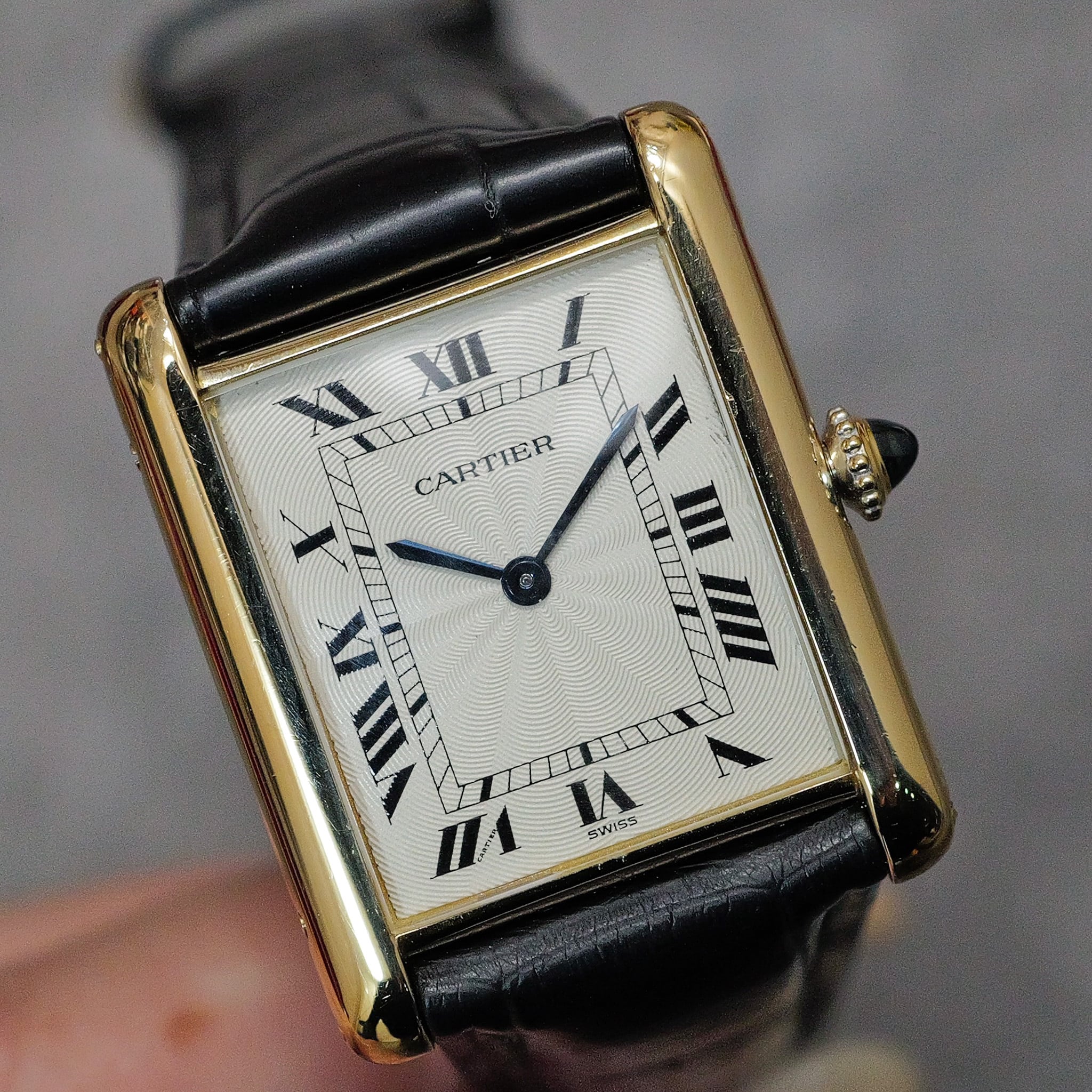 カルティエ タンクルイ LM エクストラフラット Swiss ギョーシェ ref.96065 クラックなし cal.21