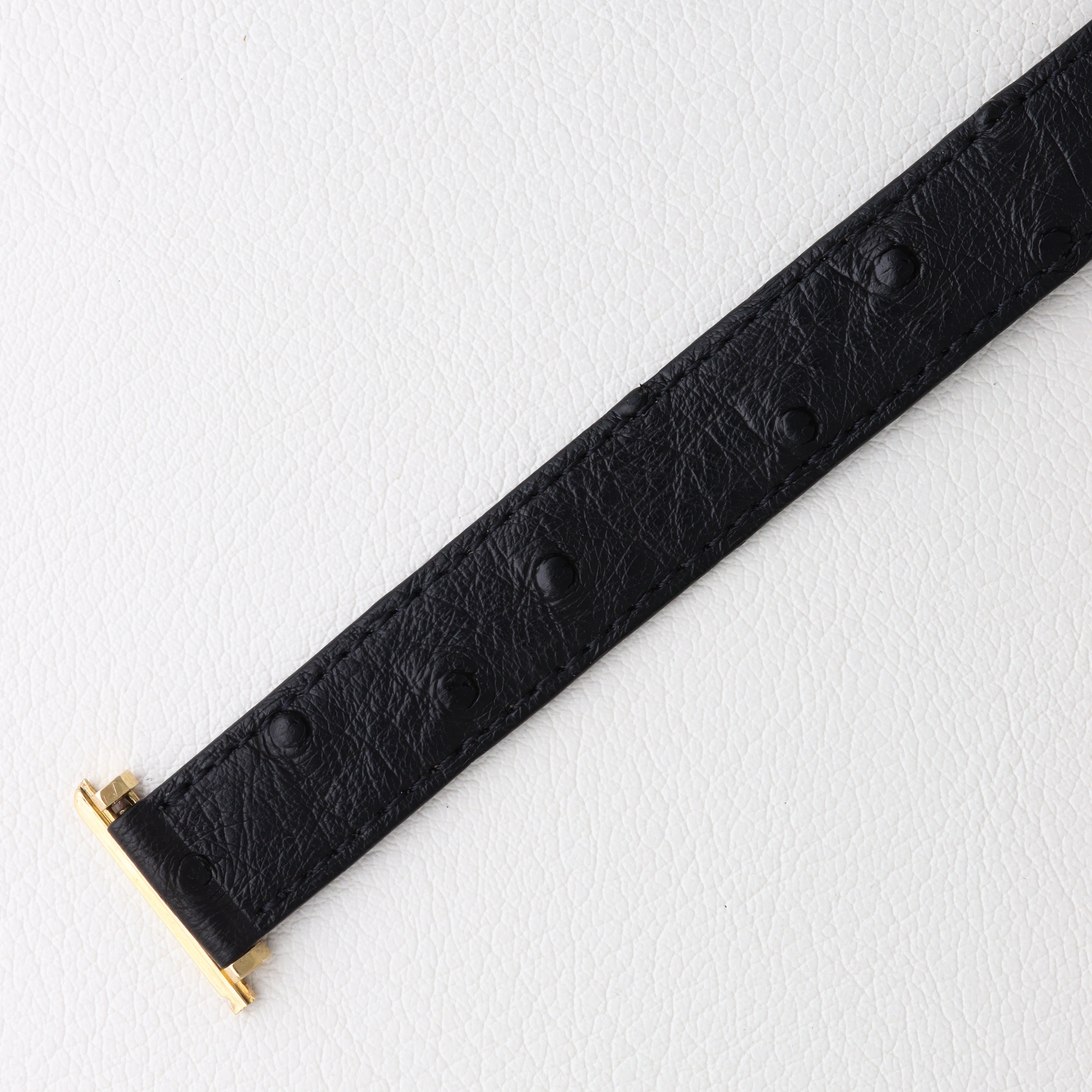 ’’希少品’’ ブシュロン カレ 18kYG  手巻きムーヴメント