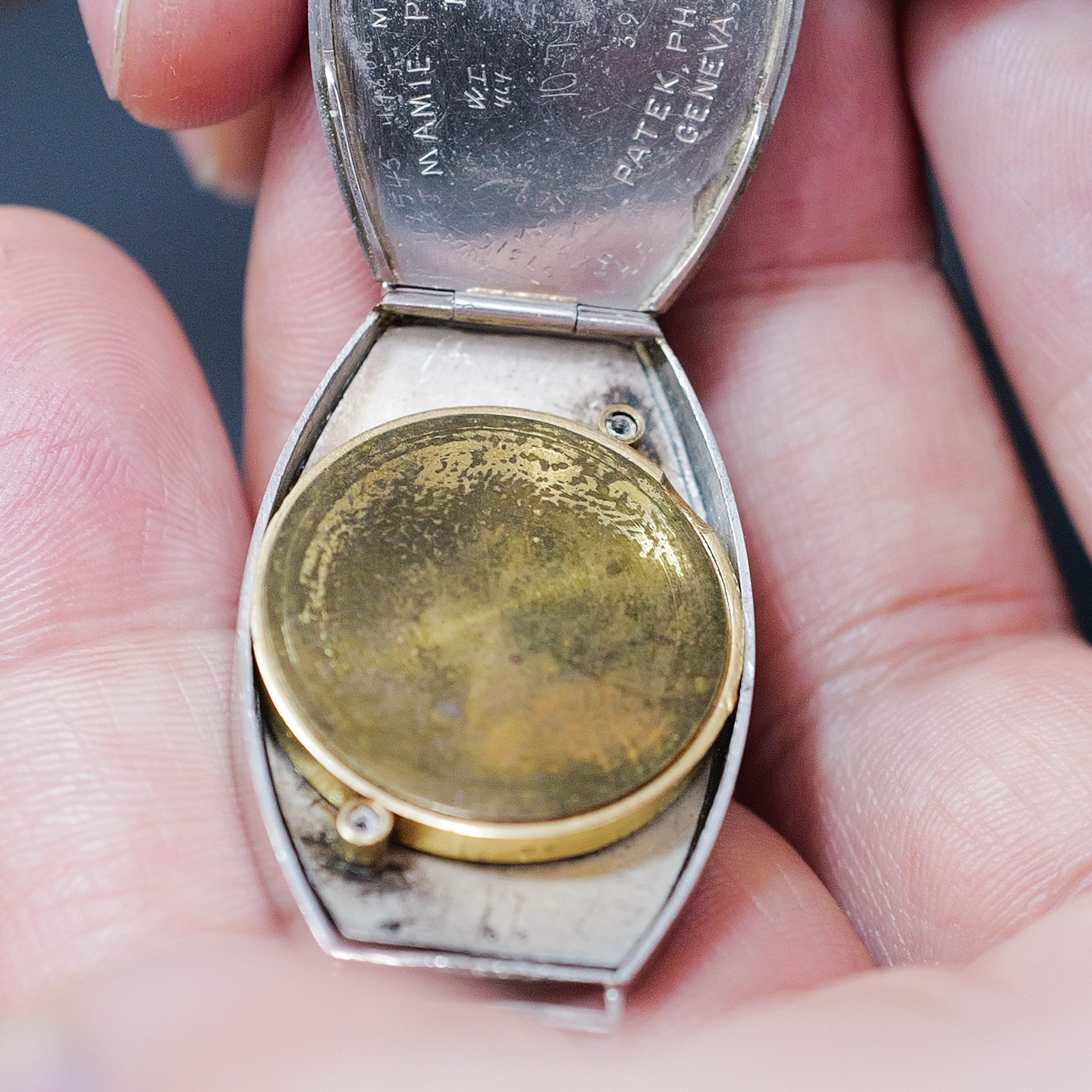 パテックフィリップ 1911年製 トノー プラチナ ダイアモンド 手巻き　アーカイブ付き